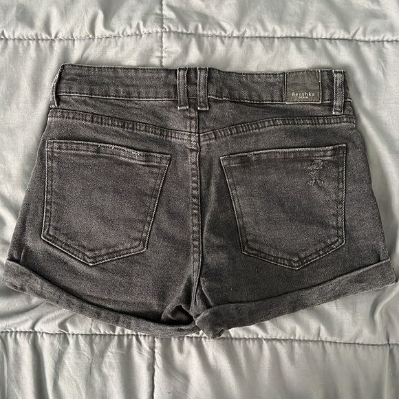 Bershka Black Wash Denim Shorts Size 4 - Picture 3 of 5